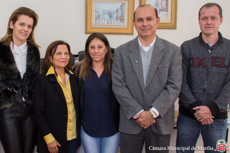 Vereadora Daniela intermedia doação da Receita Federal ao Fundo Social de Marília