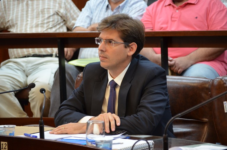 Transporte Público - Primeiro Projeto de Lei apresentado por José Luiz Queiroz pede criação de linha para saúde