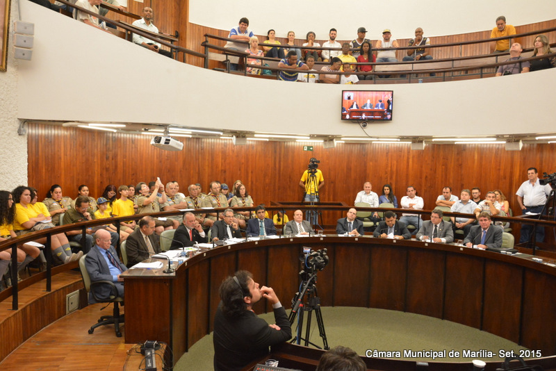 Vereadores de Marília realizam 82 sessões  e aprovam 192 projetos ao longo de 2015