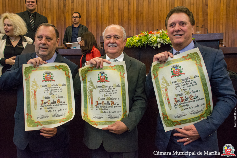 Irmãos Garla recebem título de "Cidadãos Marilienses"