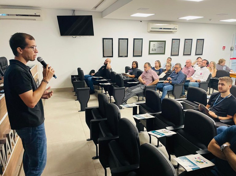 Câmara de Marília promove treinamento aos servidores sobre a Lei Geral de Proteção de Dados 